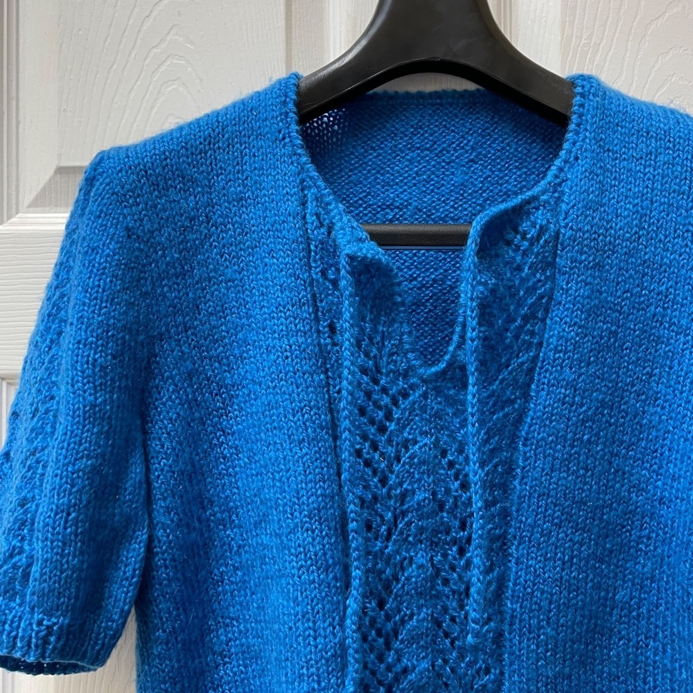 Vintage Hand Made‎ Medium Blue Wool Short Sleeve V-Neck Tie Front Sweater